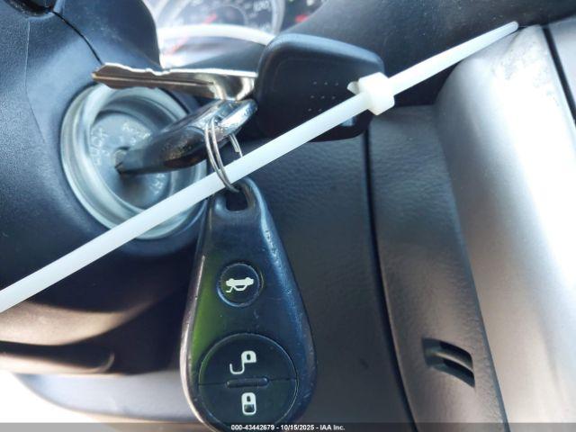 Subaru Outback 2.5i Image 12