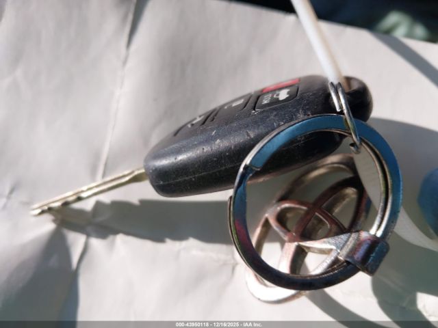 Toyota Corolla Le Image 4