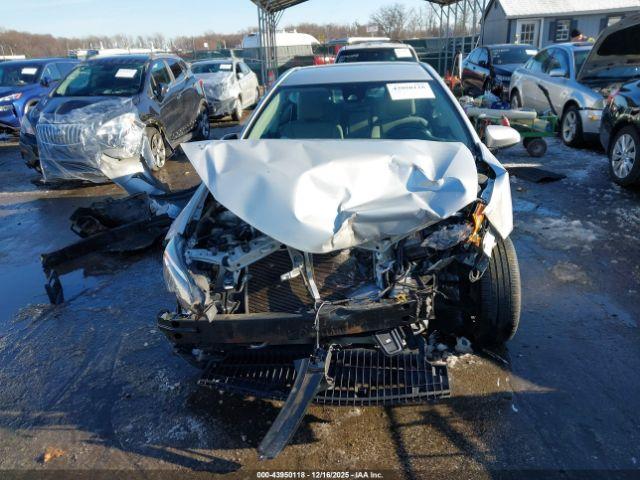 Toyota Corolla Le Image 11