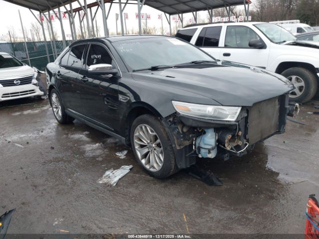 Ford Taurus Limited Image 1