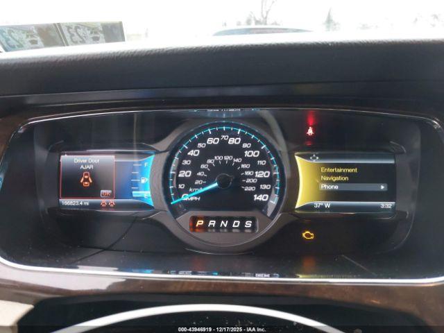 Ford Taurus Limited Image 3