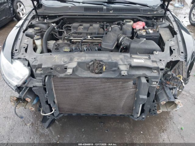 Ford Taurus Limited Image 9