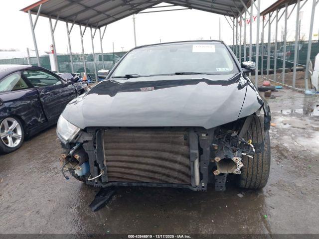 Ford Taurus Limited Image 8