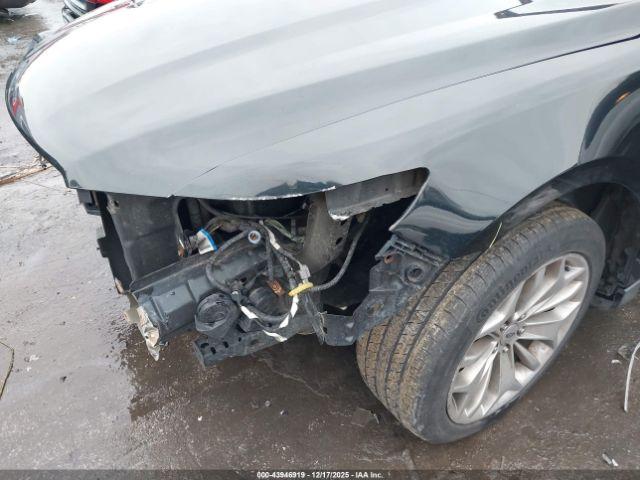 Ford Taurus Limited Image 17