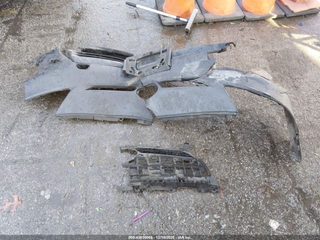 Toyota Prius Two Image 9