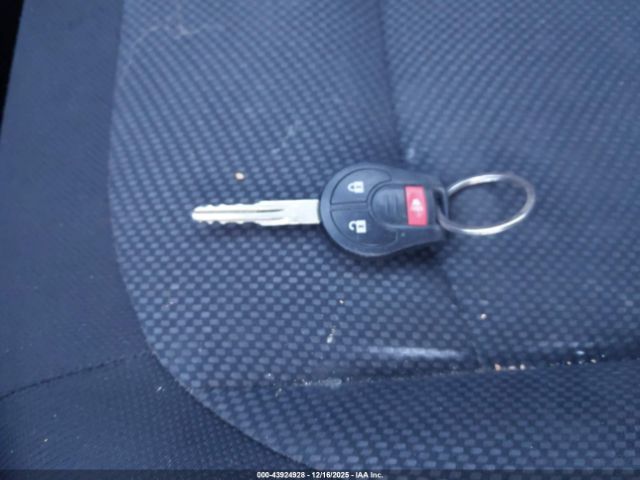 Nissan Rogue S Image 11