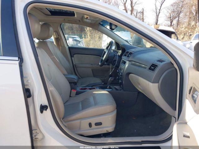 Ford Fusion Sel Image 3