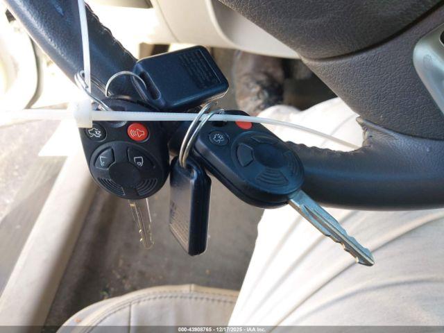 Ford Fusion Sel Image 16