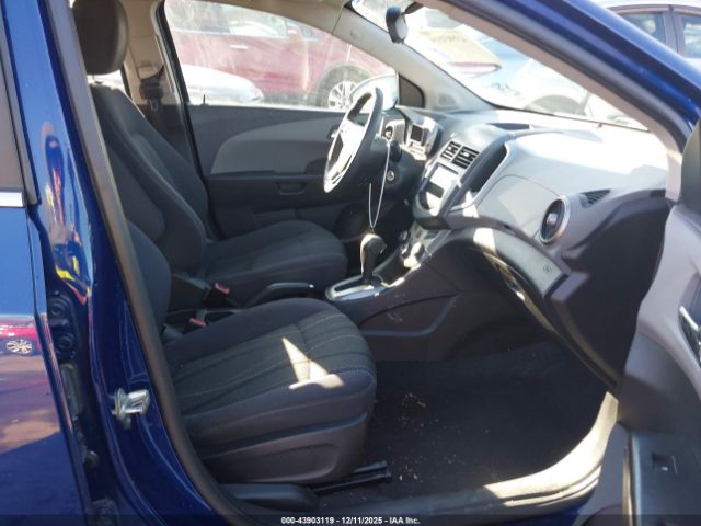 Chevrolet Sonic Lt Auto Image 7