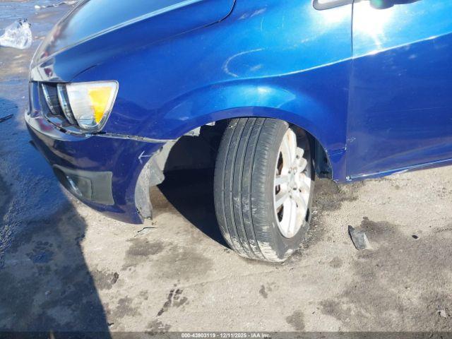 Chevrolet Sonic Lt Auto Image 6