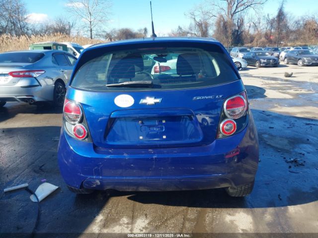 Chevrolet Sonic Lt Auto Image 3