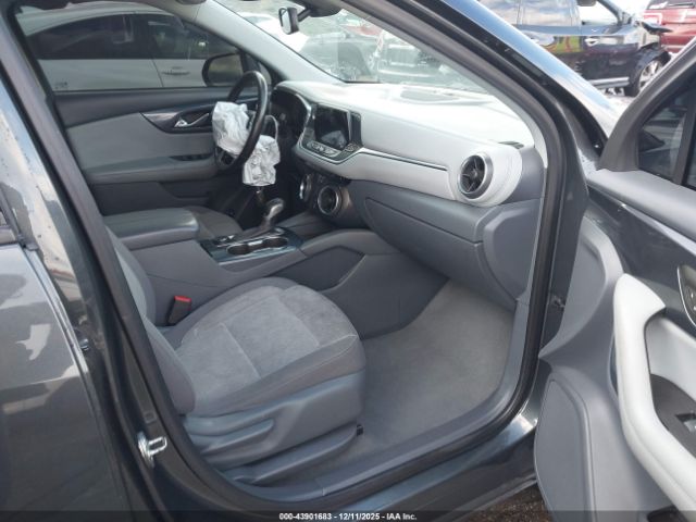 Chevrolet Blazer Image 5