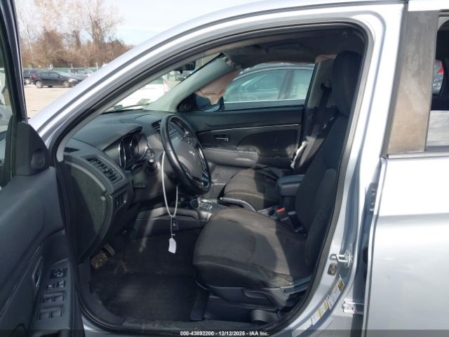 Mitsubishi Outlander 2.4 Se Image 7