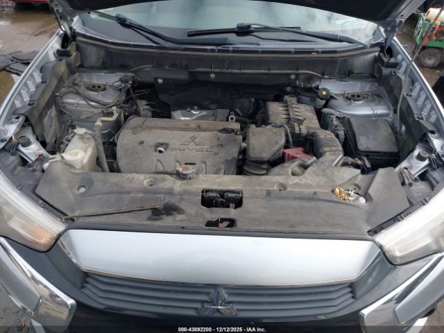 Mitsubishi Outlander 2.4 Se Image 9