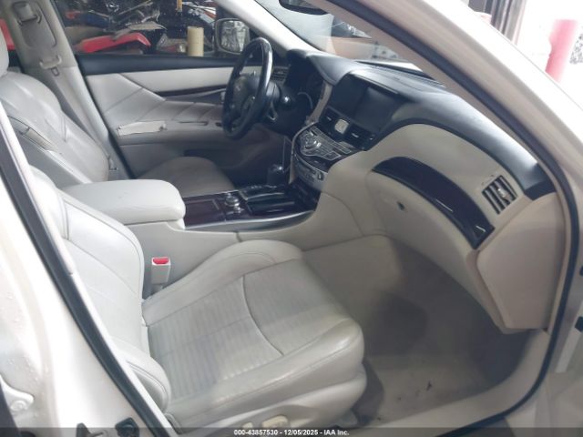 INFINITI M37 Image 3