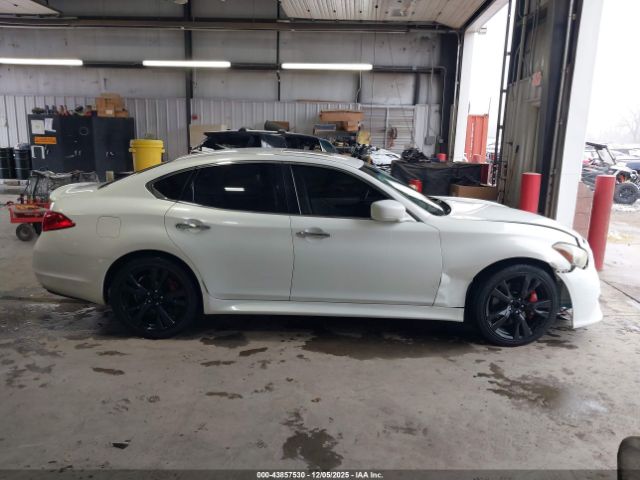 INFINITI M37 Image 9