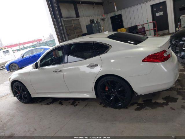 INFINITI M37 Image 10