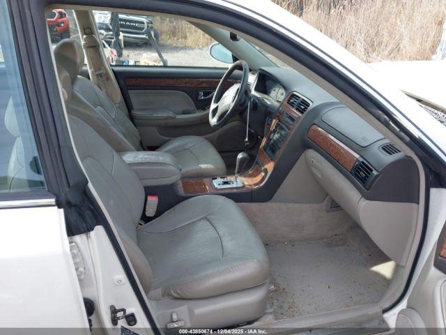 Hyundai XG350 L Image 4