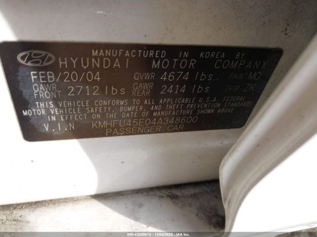 Hyundai XG350 L Image 14