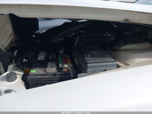 Hyundai XG350 L Image 13