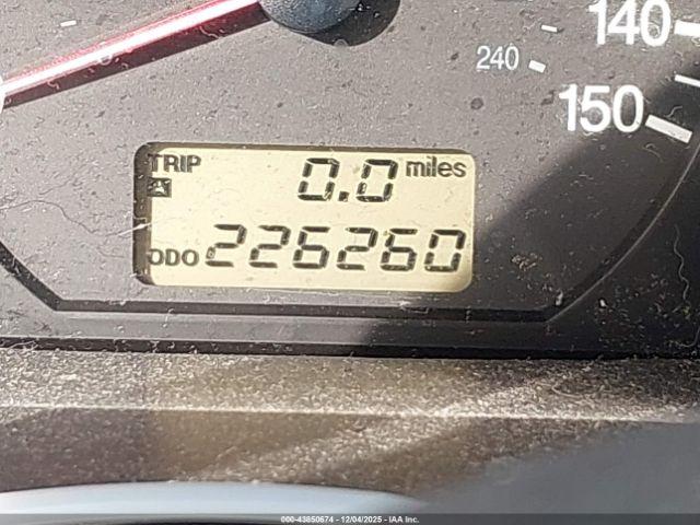 Hyundai XG350 L Image 17