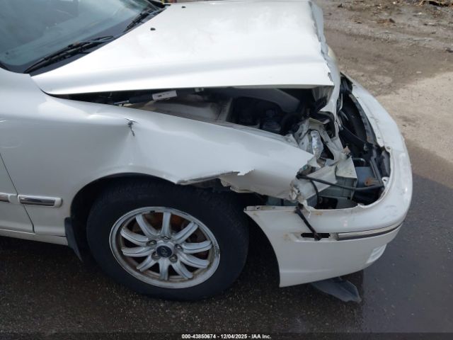 Hyundai XG350 L Image 15