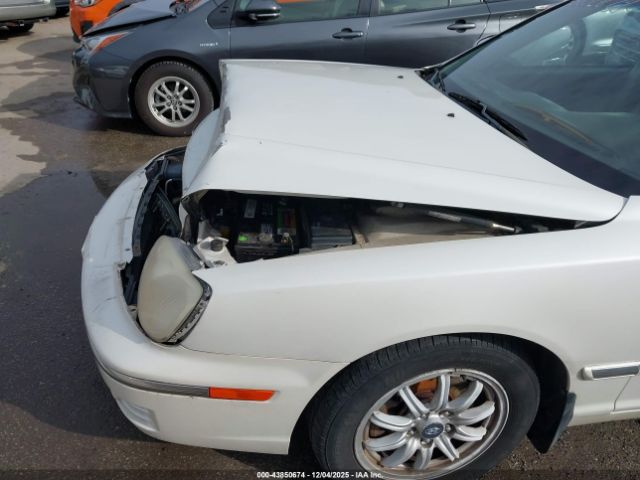 Hyundai XG350 L Image 18