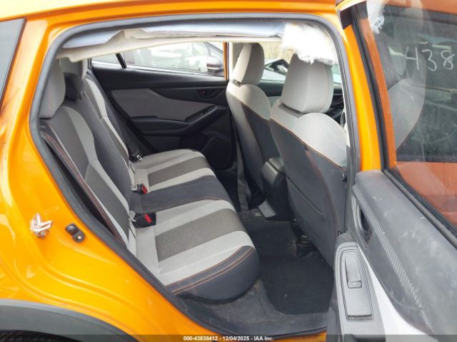 Subaru Crosstrek 2.0i Premium Image 8