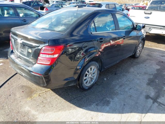 Chevrolet Sonic Lt Auto Image 2