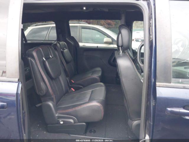 Dodge Grand Caravan Gt Image 11