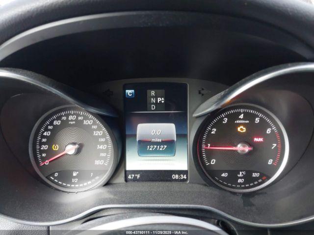 Mercedes-Benz C-Class 4matic Image 7