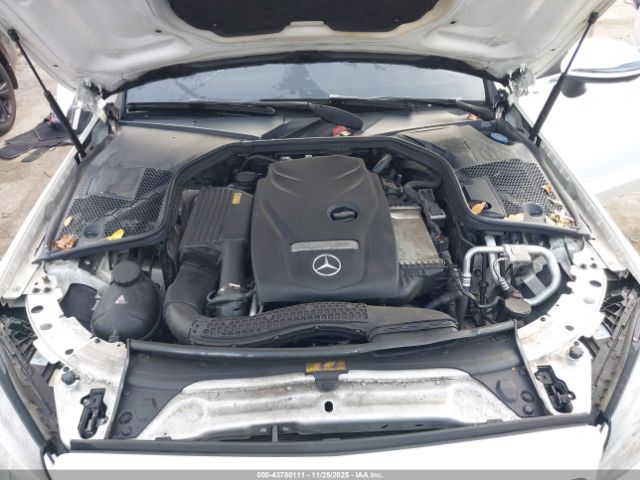 Mercedes-Benz C-Class 4matic Image 9