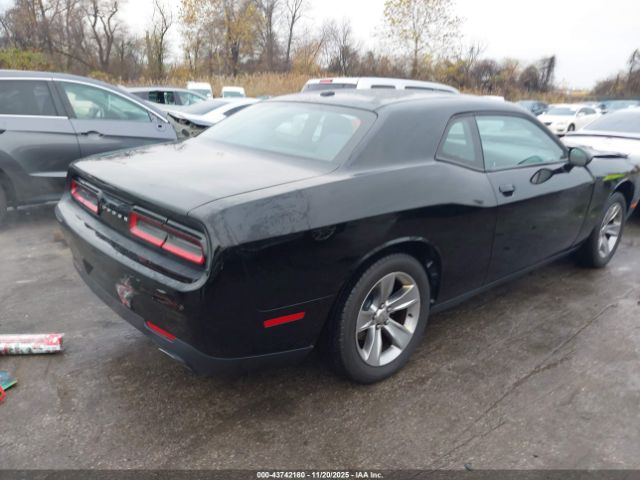 Dodge Challenger Sxt Image 5