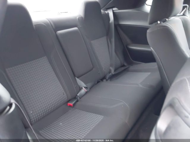 Dodge Challenger Sxt Image 8