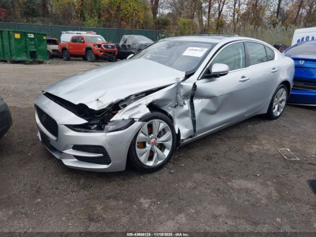 Jaguar XE S Awd Automatic Image 9