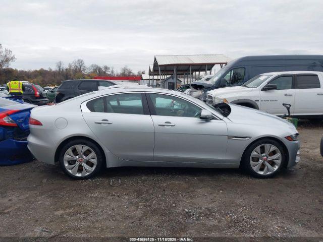 Jaguar XE S Awd Automatic Image 2