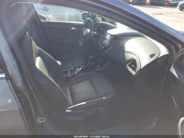 Chevrolet Cruze Premier Auto Image 5