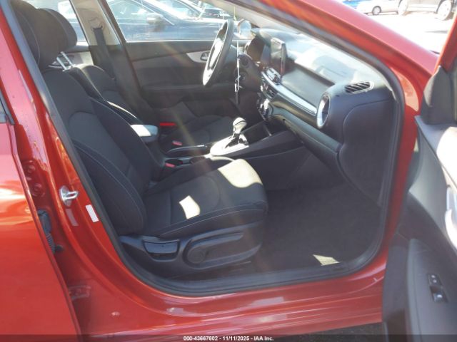 Kia Forte Lxs Image 12