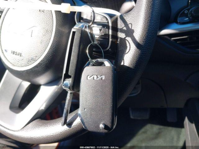 Kia Forte Lxs Image 10