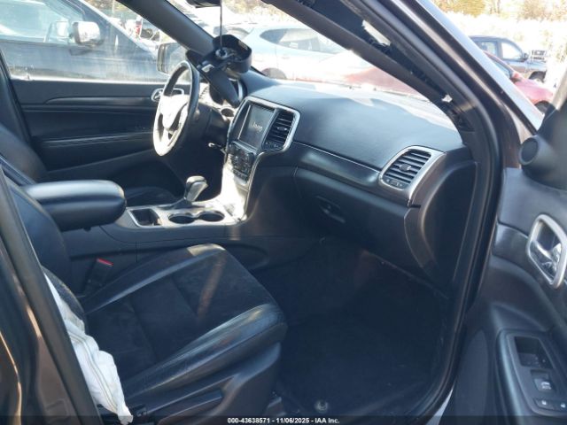 Jeep Grand Cherokee Altitude 4x4 Image 5