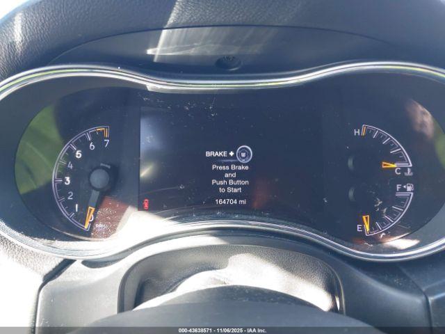 Jeep Grand Cherokee Altitude 4x4 Image 10