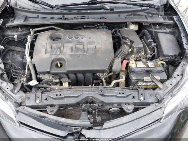 Toyota Corolla Le Image 10