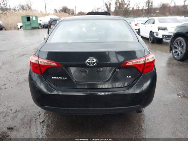 Toyota Corolla Le Image 2