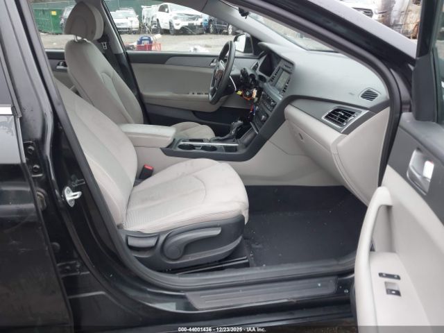 Hyundai SONATA Se Image 2