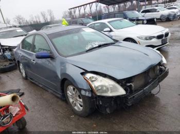  Salvage Nissan Altima