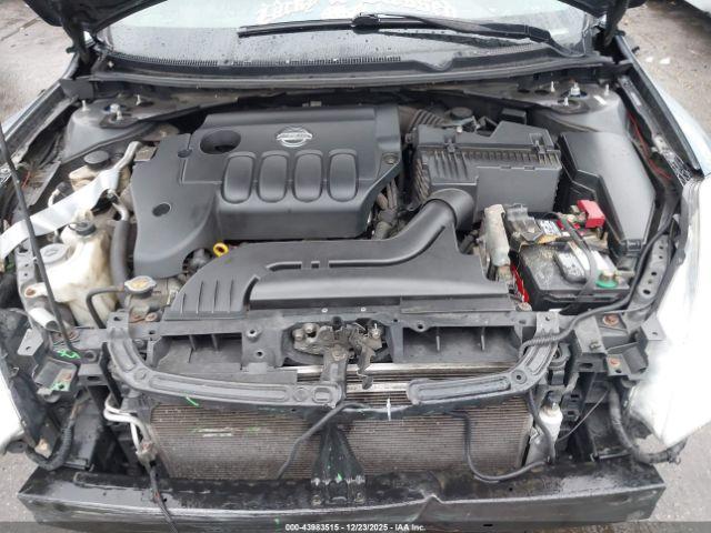 Nissan Altima 2.5 S Image 9