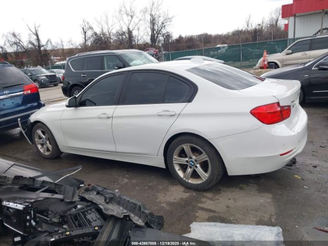 BMW 3 Series Xdrive Image 14
