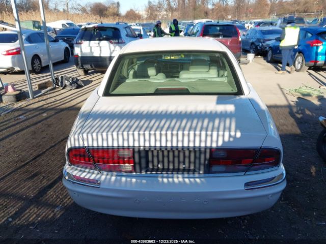 Buick Park Avenue Image 2