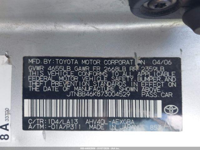 Toyota Camry Image 6