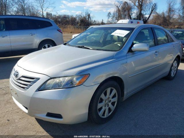 Toyota Camry Image 12